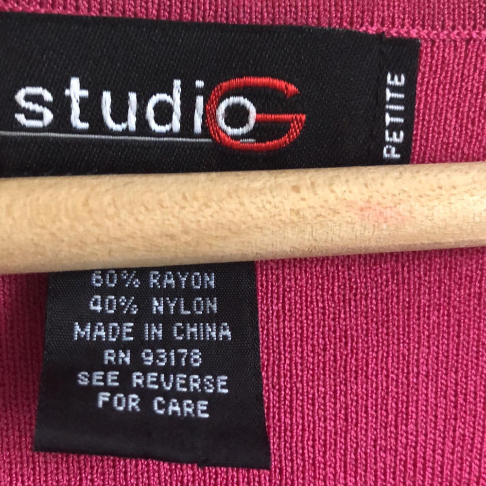 STUDIO G Top. - Picture 2 of 7